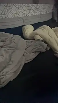 Snapshot of Honeydipp73 chatting on October 26, 2025, 2:39 am Honeydipp73 online show from October 26, 2025, 2:39 am