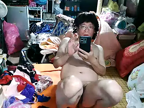 jamescheng27390 online show from July 20, 2026, 3:21 am