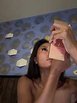 thai-dreamgirl online show from March 23, 2026, 11:42 pm