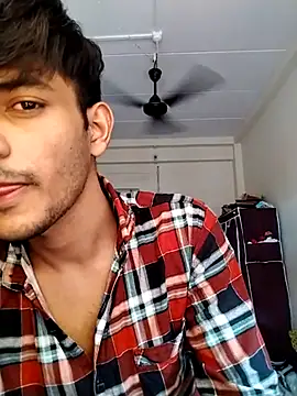 kingkartik7 online show from February 28, 2025, 9:25 am