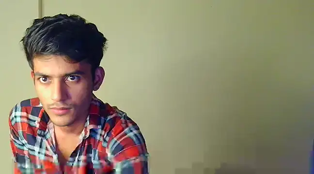 kingkartik7 online show from March 15, 2025, 8:32 pm