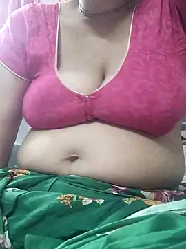 Snapshot of miss-Riy chatting on February 12, 2025, 5:05 am miss-Riy online show from February 12, 2025, 5:05 am