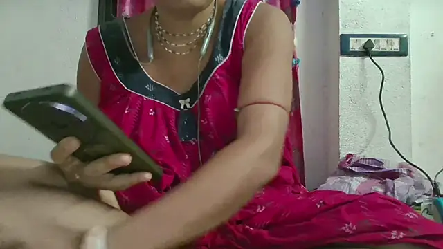 Snapshot of miss-Riy chatting on July 24, 2026, 5:00 pm miss-Riy online show from July 24, 2026, 5:00 pm