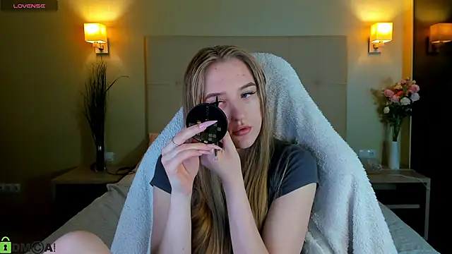 Snapshot of Stacy_River chatting on February 19, 2026, 9:27 am Stacy River online show from February 19, 2026, 9:27 am