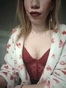 EvaRush online show from February 23, 2026, 6:49 pm