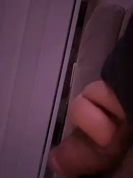 derFickerali online show from December 19, 2024, 1:18 am