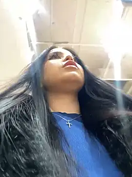 Chloe  Moon online show from January 16, 2025, 12:31 pm