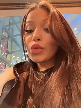 Chloe  Moon online show from February 6, 2026, 2:20 pm