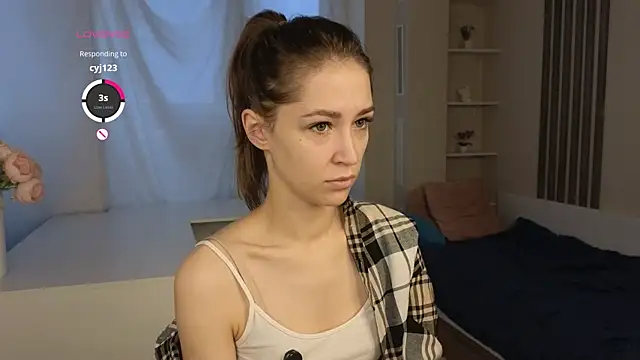 Snapshot of RennieLewis chatting on October 30, 2025, 4:03 am RennieLewis online show from October 30, 2025, 4:03 am