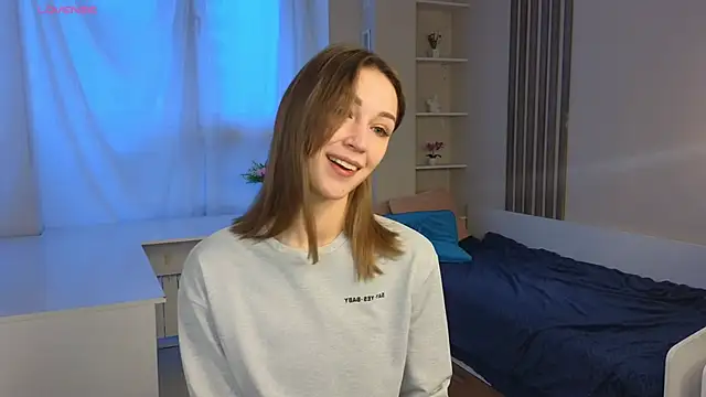 Snapshot of RennieLewis chatting on October 31, 2025, 3:29 am RennieLewis online show from October 31, 2025, 3:29 am