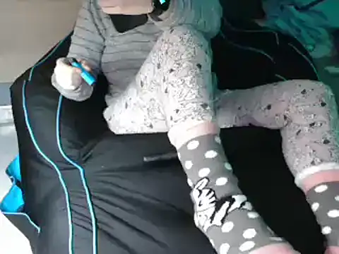 LaRa forU online show from December 16, 2024, 10:56 pm