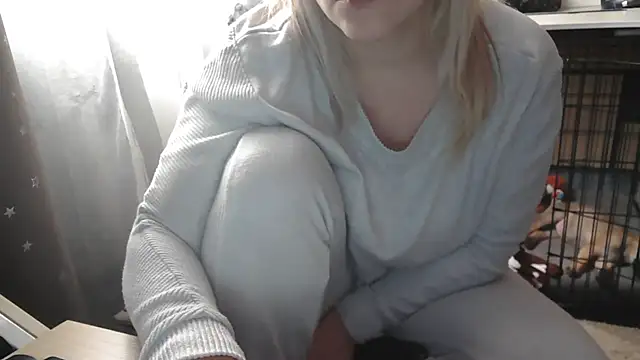 LaRa forU online show from February 9, 2025, 11:04 am