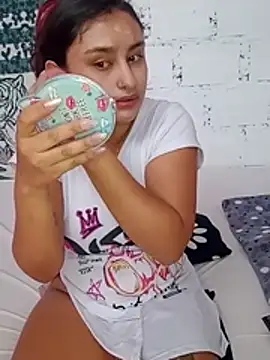 Snapshot of sariitha_sw chatting on May 9, 2026, 5:07 pm sariitha sw online show from May 9, 2026, 5:07 pm