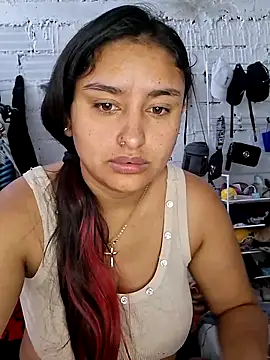 Snapshot of sariitha_sw chatting on June 16, 2026, 3:03 pm sariitha sw online show from June 16, 2026, 3:03 pm