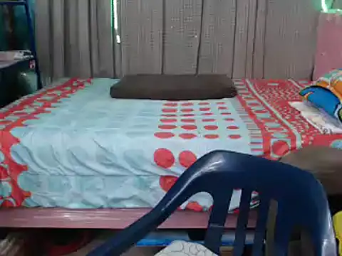 mom son dirty online show from December 4, 2024, 3:43 pm