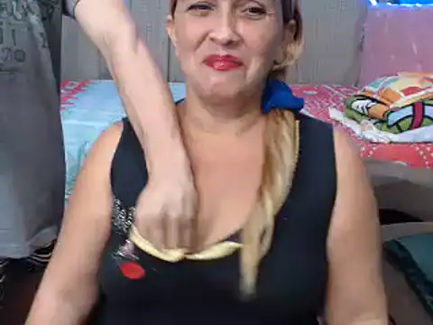 mom son dirty online show from January 10, 2025, 3:16 pm