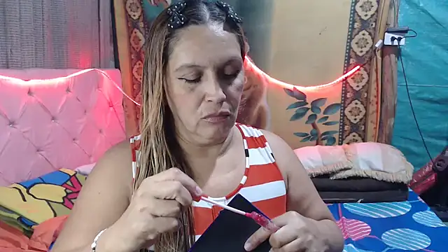 mom son dirty online show from November 19, 2025, 10:32 pm