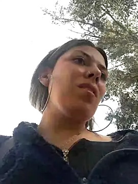 Sweel Leyva18 online show from February 20, 2025, 8:47 pm