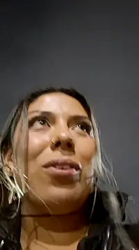 Sweel Leyva18 online show from March 9, 2025, 3:22 am