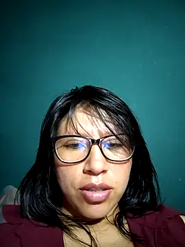 Snapshot of Giviper1 chatting on December 30, 2024, 5:04 am Giviper1 online show from December 30, 2024, 5:04 am