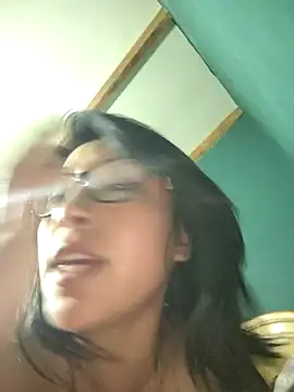 Snapshot of Giviper1 chatting on January 8, 2025, 5:59 am Giviper1 online show from January 8, 2025, 5:59 am