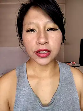 Snapshot of Giviper1 chatting on October 9, 2025, 6:39 pm Giviper1 online show from October 9, 2025, 6:39 pm