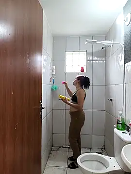 Snapshot of Scarlett-Leh chatting on February 6, 2026, 1:58 pm Scarlett-Leh online show from February 6, 2026, 1:58 pm