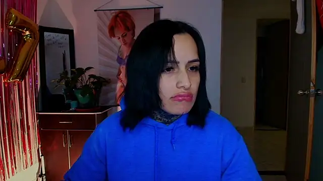 Snapshot of TinnaDawsom chatting on October 4, 2025, 12:52 am TinnaDawsom online show from October 4, 2025, 12:52 am