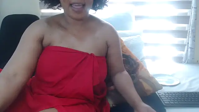 Snapshot of Foxybrownxx1 chatting on June 29, 2026, 8:09 am Foxybrownxx1 online show from June 29, 2026, 8:09 am