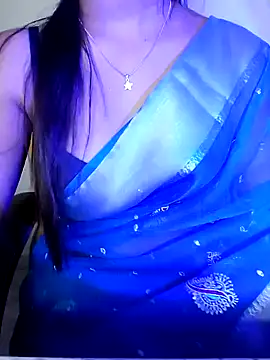 QueenOfHeart 07 online show from December 4, 2024, 12:08 am