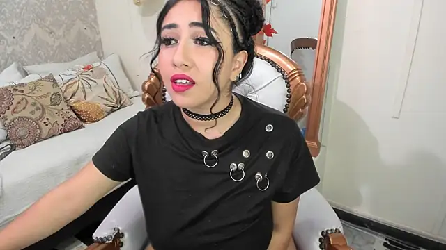 Sexy cristall  online show from January 6, 2025, 9:41 am