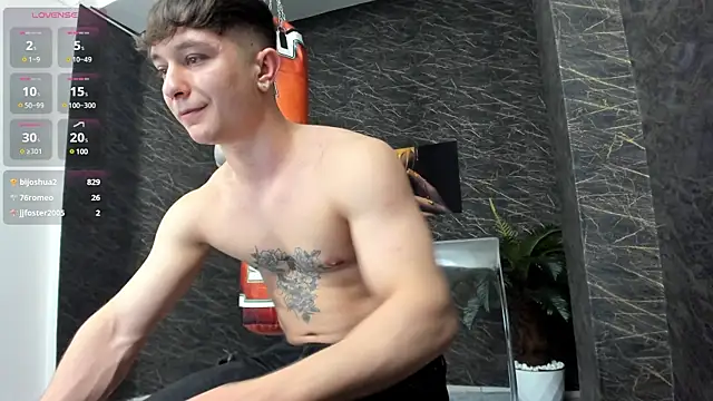 leonardsmith01 online show from January 22, 2025, 2:15 am