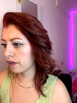 nix white online show from November 21, 2025, 3:44 pm