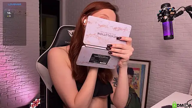 Snapshot of mirai_meeow chatting on December 6, 2024, 11:33 am mirai meeow online show from December 6, 2024, 11:33 am