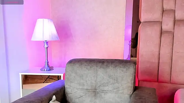 AshleyBelth  online show from February 13, 2025, 11:37 pm