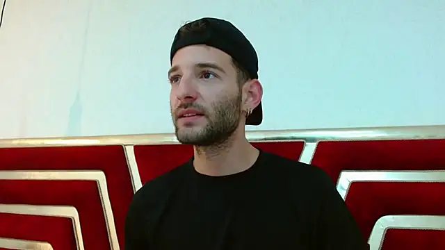 Christopher saint online show from April 8, 2026, 1:00 pm