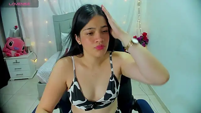 Alison girl20 online show from January 7, 2025, 10:52 pm