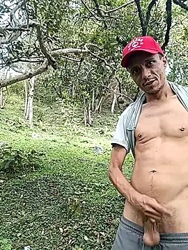 Snapshot of C_vas_ chatting on March 10, 2025, 8:45 pm C vas online show from March 10, 2025, 8:45 pm