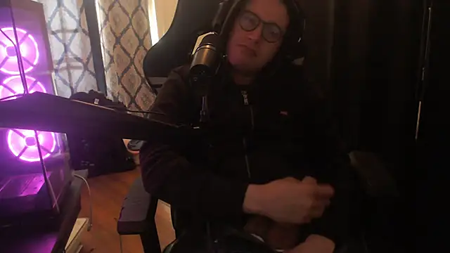 chicostick413 online show from February 26, 2026, 3:00 pm