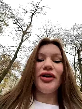justmila online show from December 6, 2024, 1:44 pm