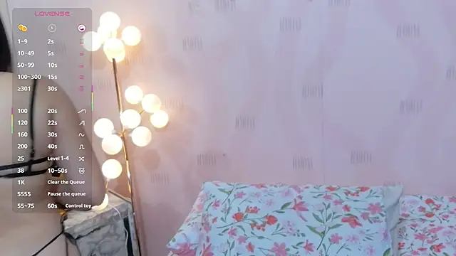 Sluttyandmature online show from February 4, 2026, 7:09 pm