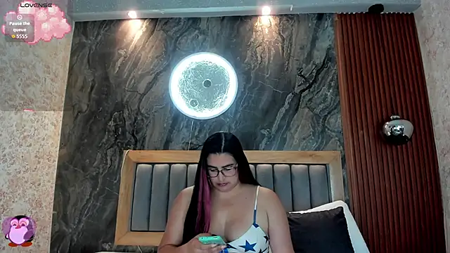 BellaPeers  online show from September 13, 2025, 12:16 pm