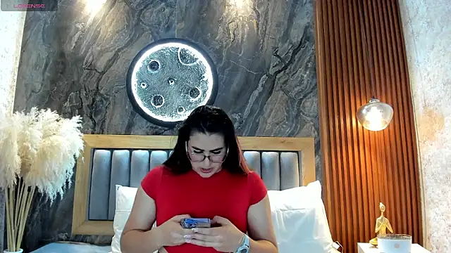 Snapshot of BellaPeers_ chatting on May 3, 2026, 11:49 am BellaPeers online show from May 3, 2026, 11:49 am