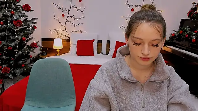 Snapshot of queenofjoyy chatting on December 15, 2024, 1:00 pm queenofjoyy online show from December 15, 2024, 1:00 pm