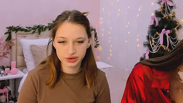 Snapshot of queenofjoyy chatting on December 19, 2024, 6:12 am queenofjoyy online show from December 19, 2024, 6:12 am