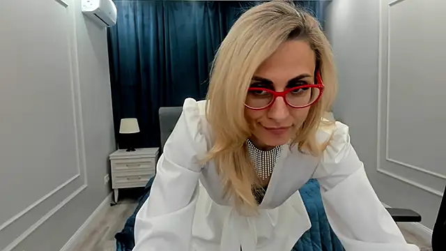 MuseOfStage online show from January 24, 2025, 5:53 pm