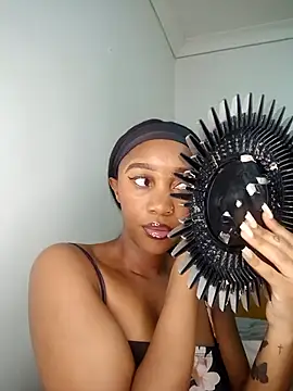 Shria107 online show from September 22, 2025, 10:45 pm