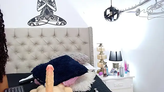 natasha cortez online show from January 30, 2025, 9:04 pm