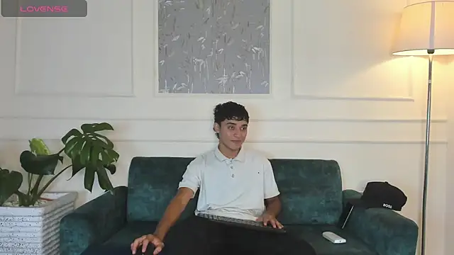 Austin Cardieff online show from March 3, 2025, 3:19 am