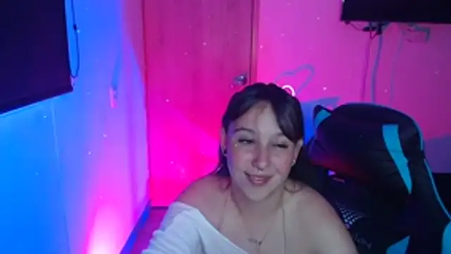 Skarlet Adams28 online show from March 30, 2026, 10:00 pm